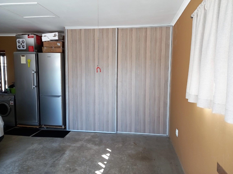 2 Bedroom Property for Sale in Humansdorp Eastern Cape